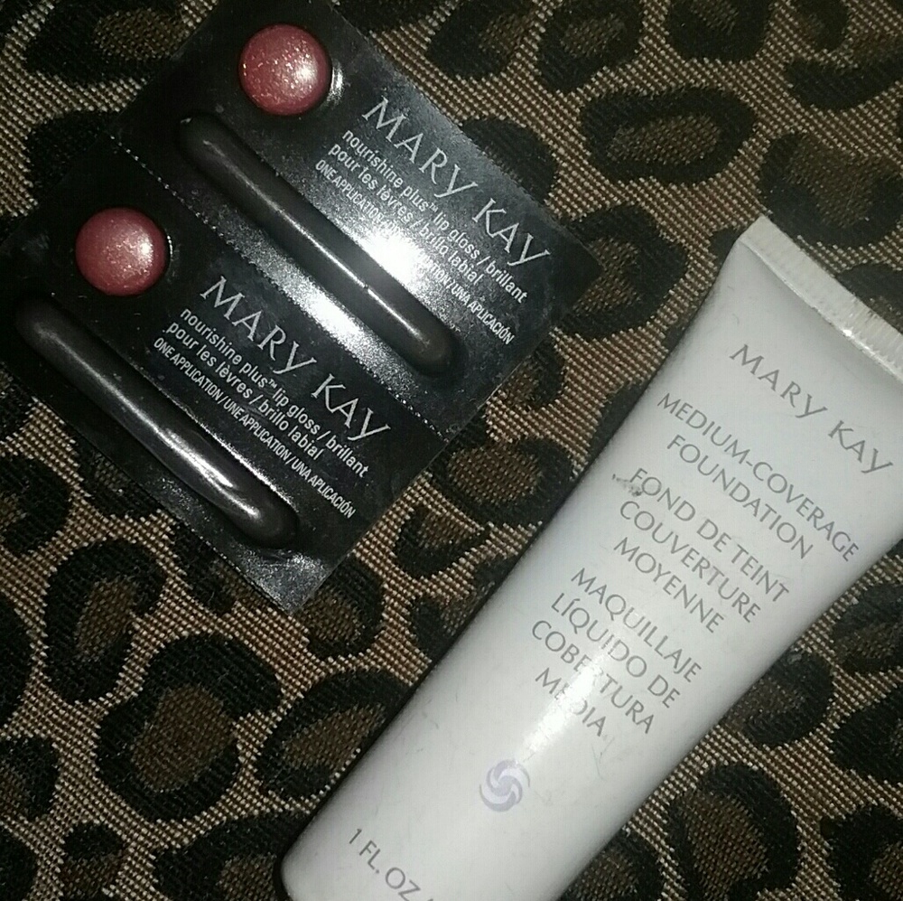 Brand new Mary Kay Ivory